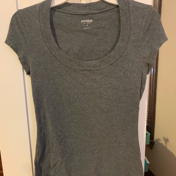 Gray Scoop Neck Express Tee - Picture 1 of 2